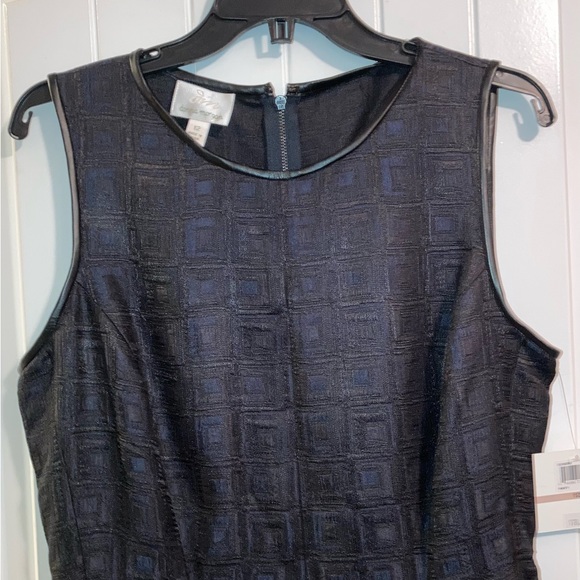 NWT Donna Morgan Sleeveless Navy Blue Dress Women's Size 12 - Picture 1 of 12